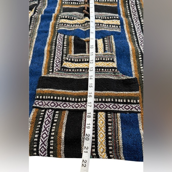 Authentic & handwoven hoodie - Picture 6 of 6